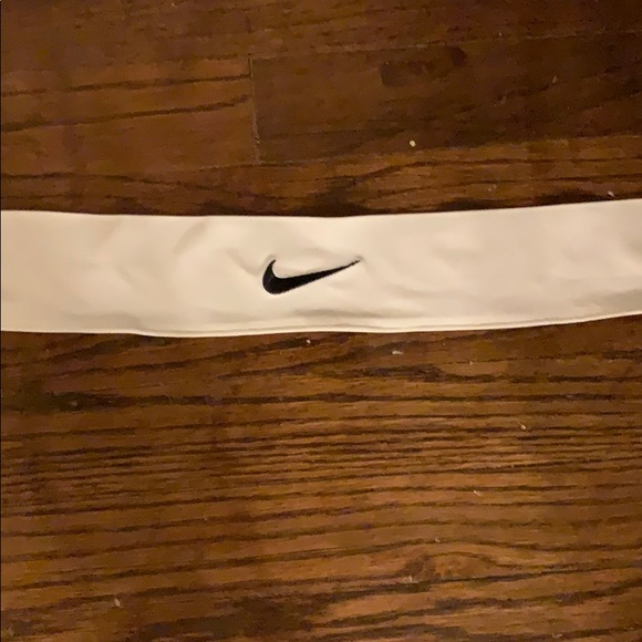 Nike sport headband - Picture 2 of 3